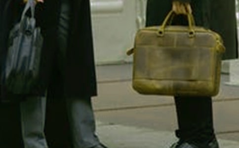 男士公文包的使用礼仪
