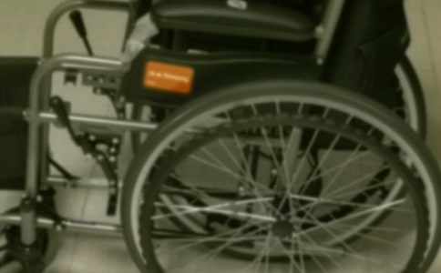 �������ϵĻ����и�600��