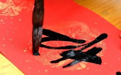 从一副对联想到的作文