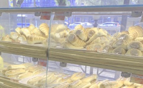 猪八戒开面包店五年级作文