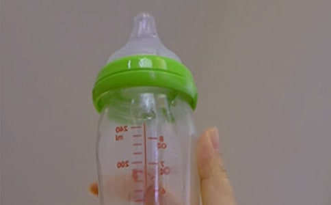 牛奶瓶的呼唤作文