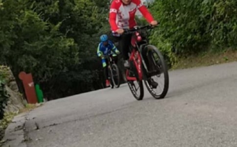 �������У����ݻ�������1000��