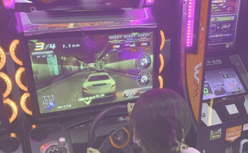 精彩赛车和美味午餐600字作文